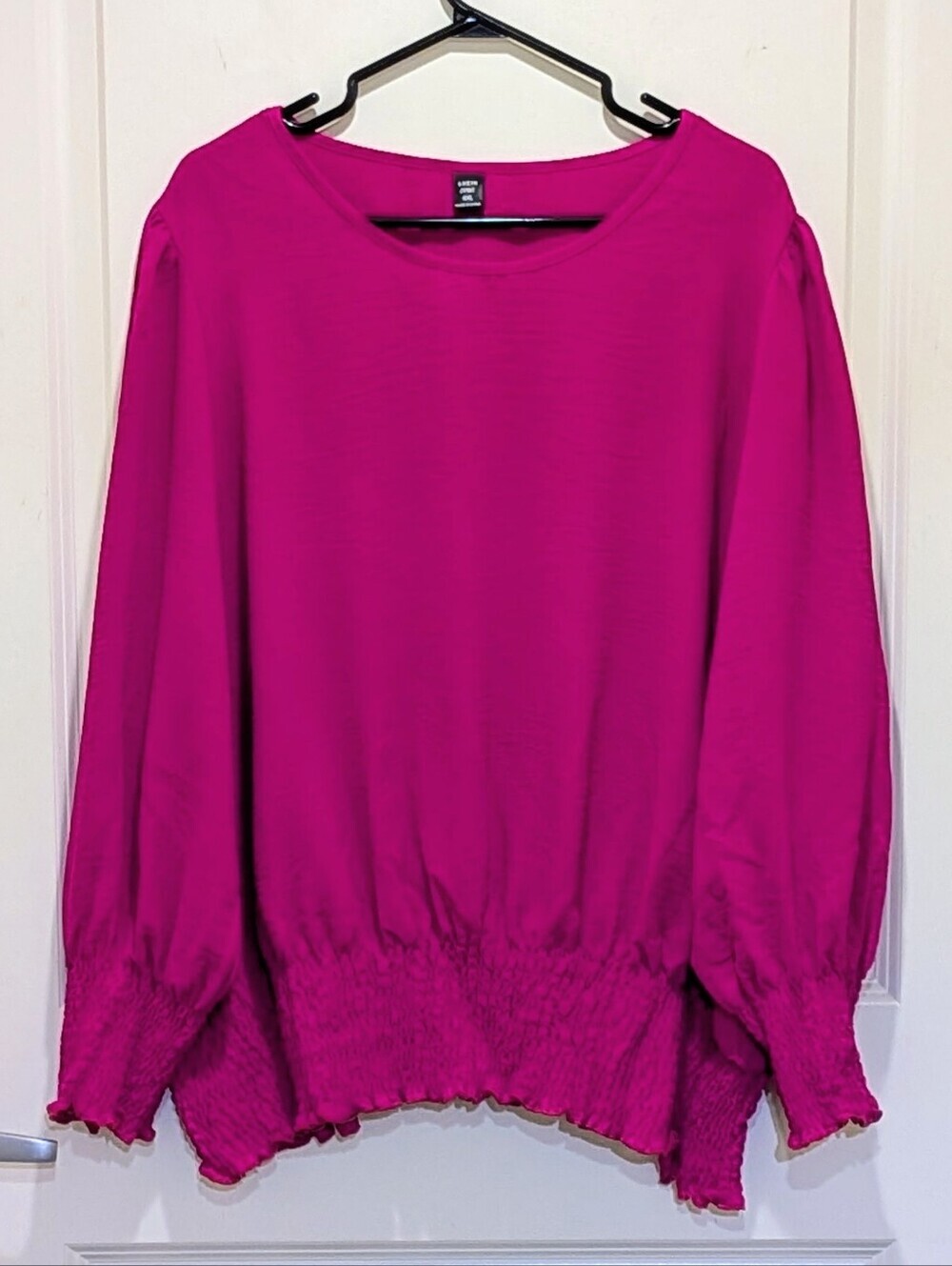 3/$30 EUC SHEIN Curve 4X Fuchsia Puff Sleeve Shirred Waist and Cuff Top